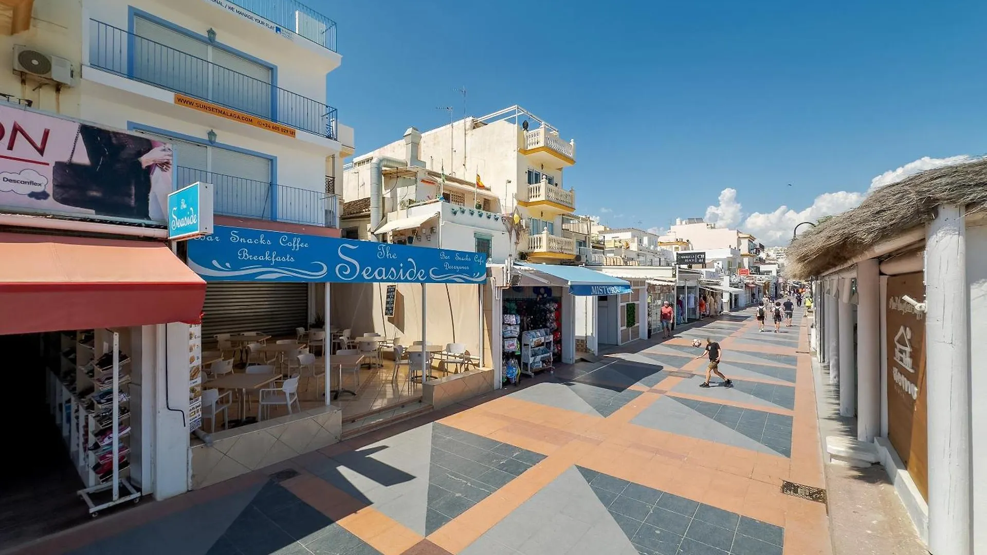 Carihuela - Beach & Sun Torremolinos 0*,  Spain