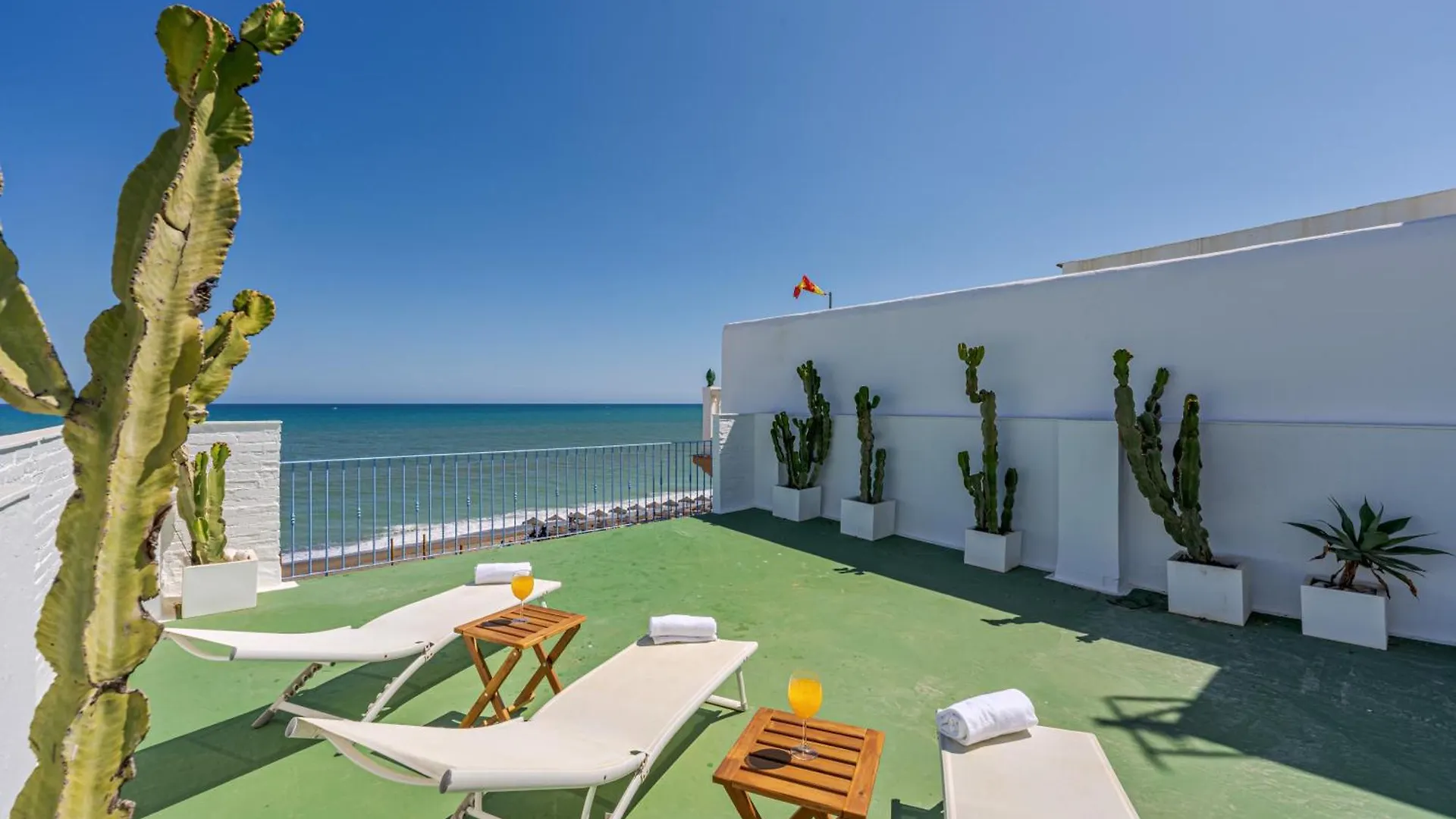 Carihuela - Beach & Sun Torremolinos Apartment