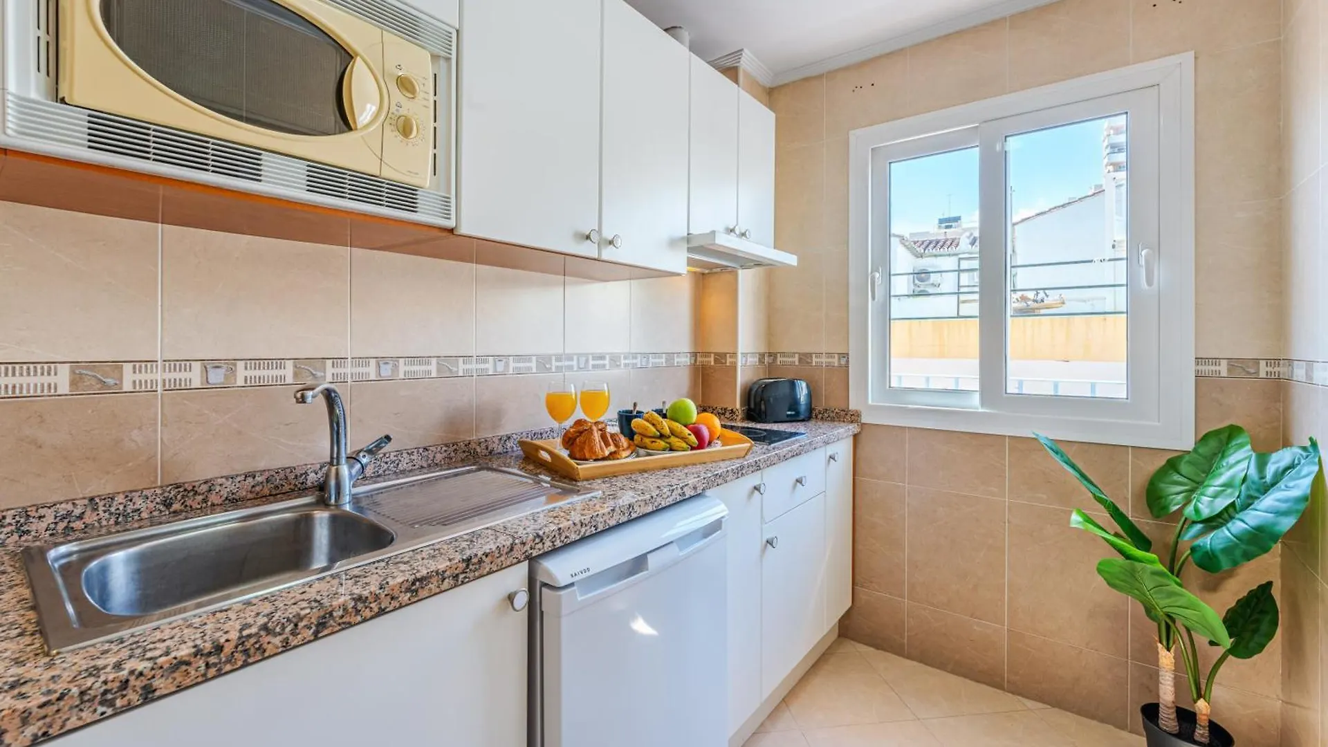 Apartment Carihuela - Beach & Sun Torremolinos Spain